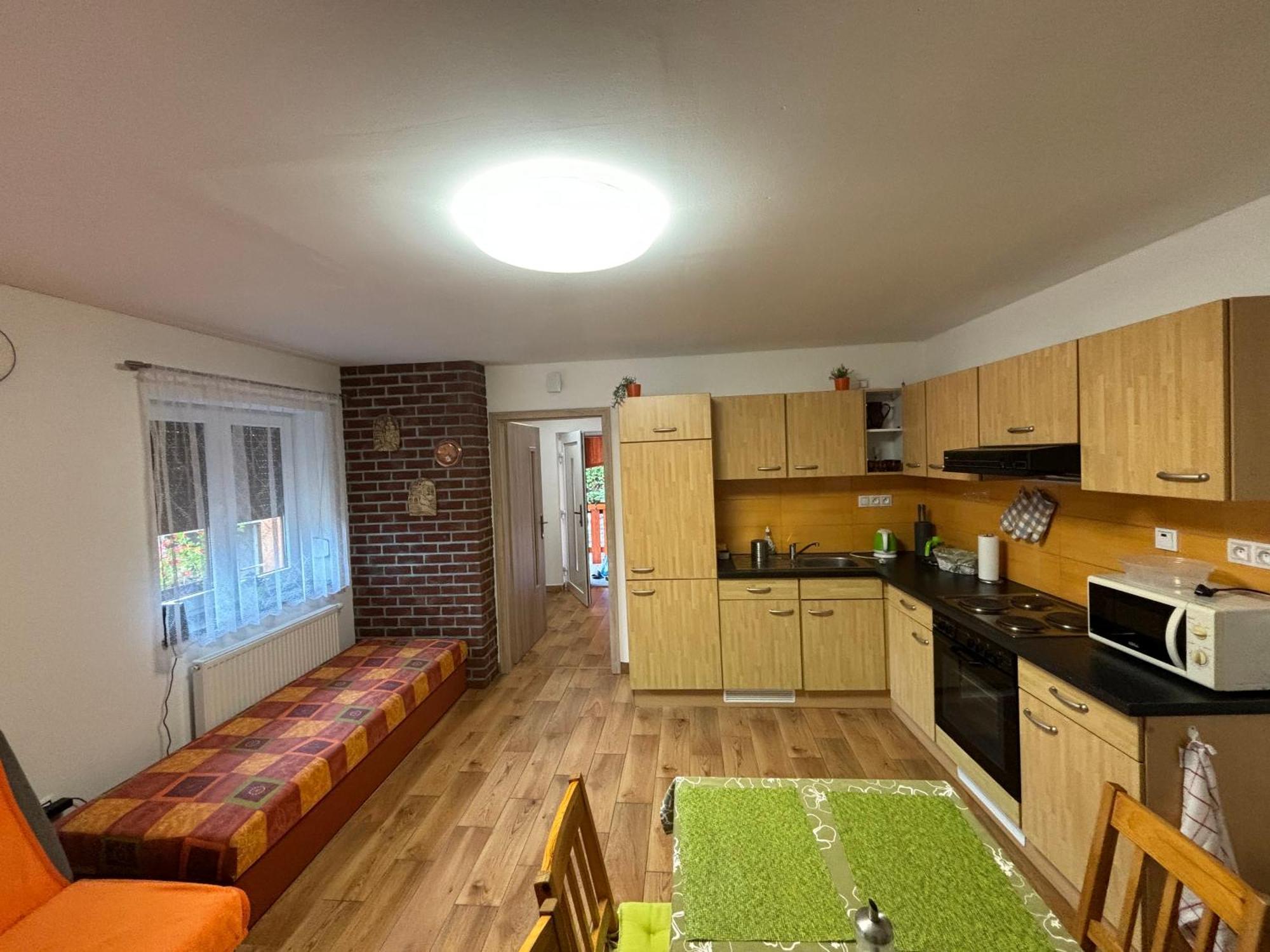 Strazov Apartman Pod Kostelem מראה חיצוני תמונה